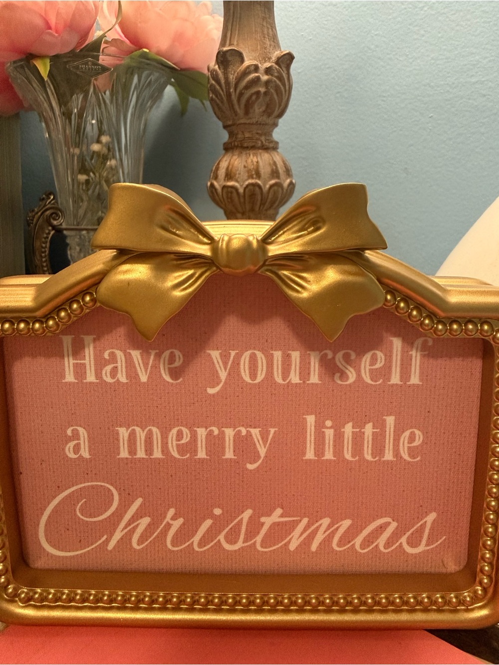 Gold Bow Pink Christmas Table Plaque - Holiday Home Decor